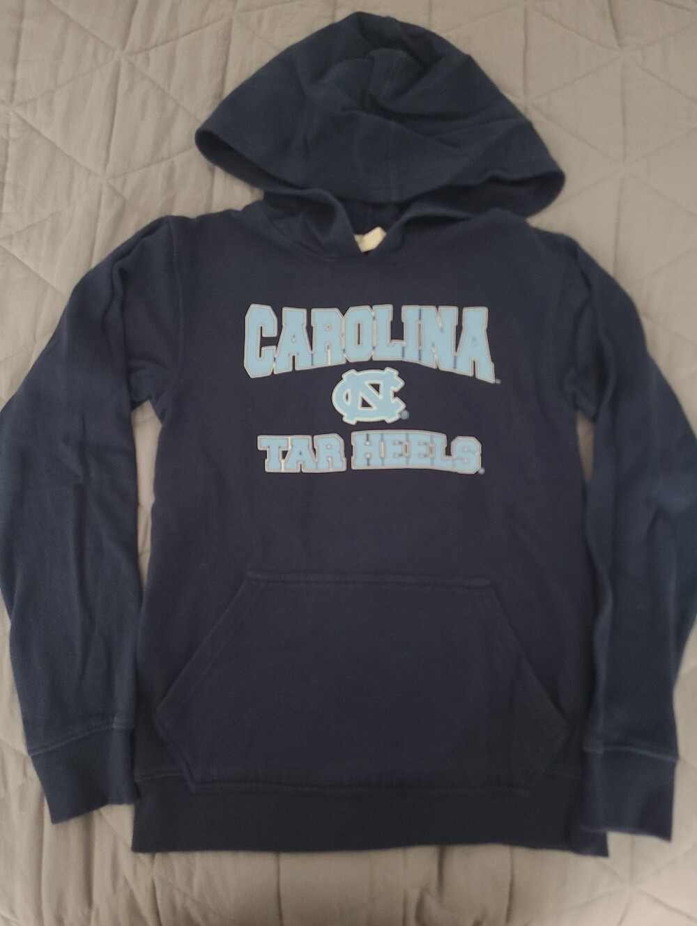 North Carolina Tar Heels Hoodie Youth M 8 UNC Chapel Hill Sweatshirt Basketball